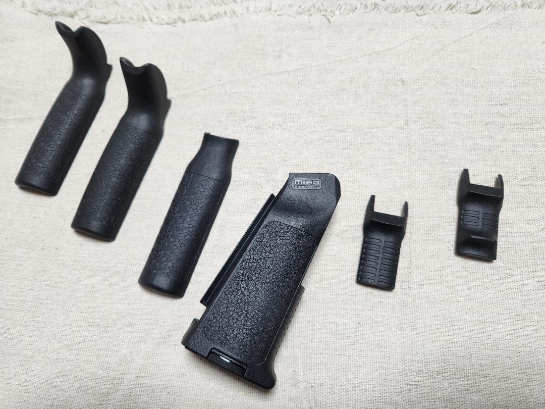 【中古】ZSHOT　PTW　MAGPUL MIAD　実物　グリップ　黒