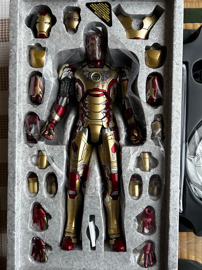 ホットトイズ アイアンマン マーク42