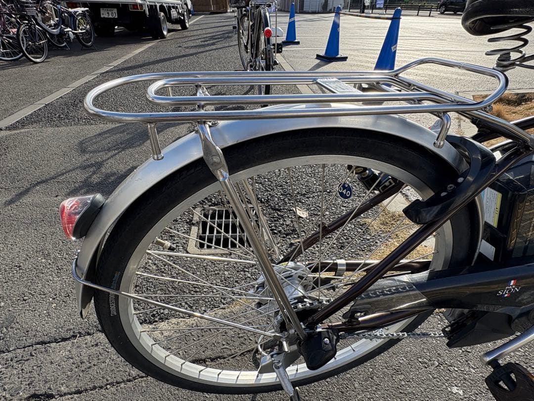 中古24インチYAMAHA電動アシスト自転車　8.7Ah 大阪　040番