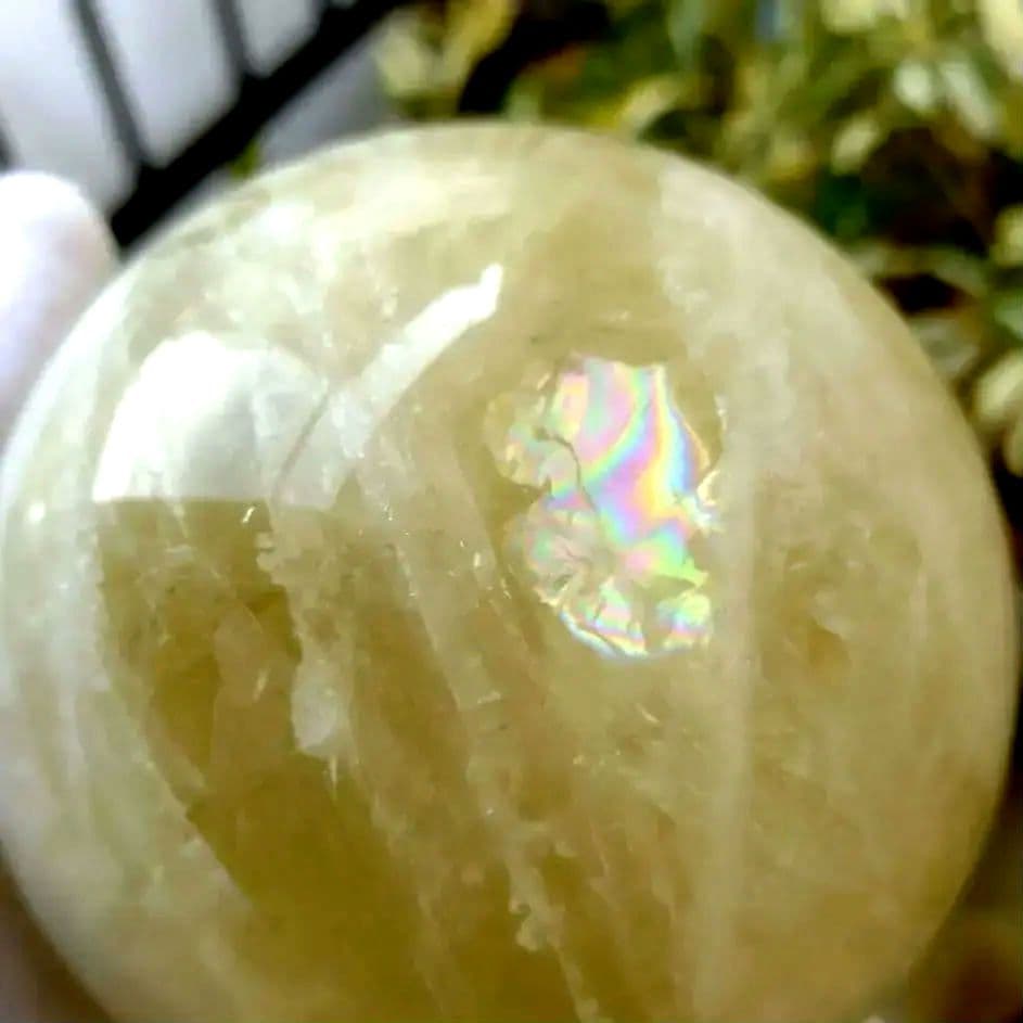 ☆きらりchan☆ 【割引特価】シトリン丸玉　1.5Kg（木製台座付き）