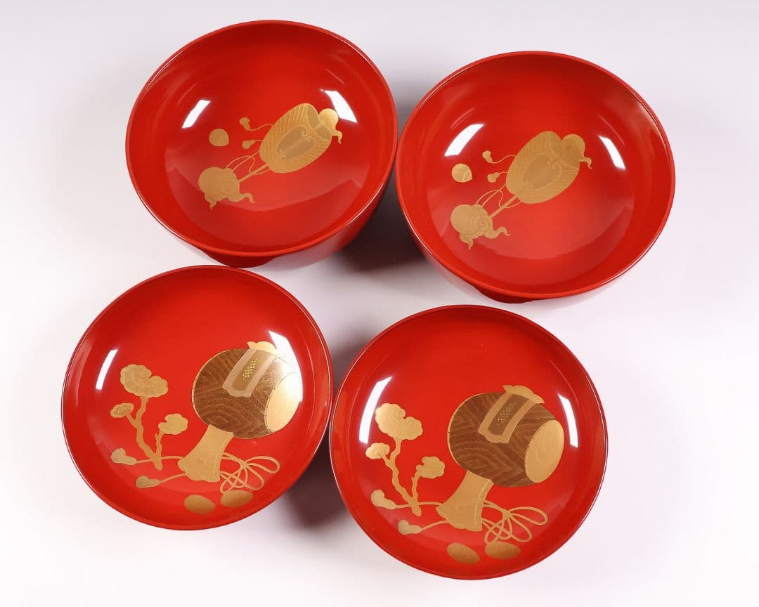 【MB35】輪島塗 宝尽くし金蒔絵 朱塗椀 二客 小槌 軍配 霊芝 木製漆器