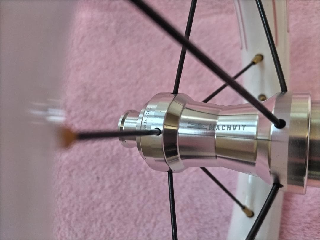 MACH VIT マッハビット　V3　カーボンホイール　ストライダー　ランバイク