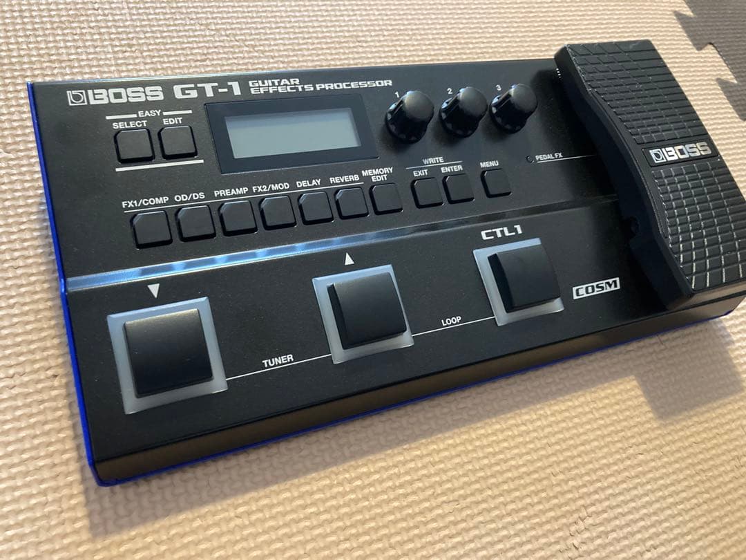 【ほぼ未使用/美品！】BOSS GT-1 マルチエフェクター