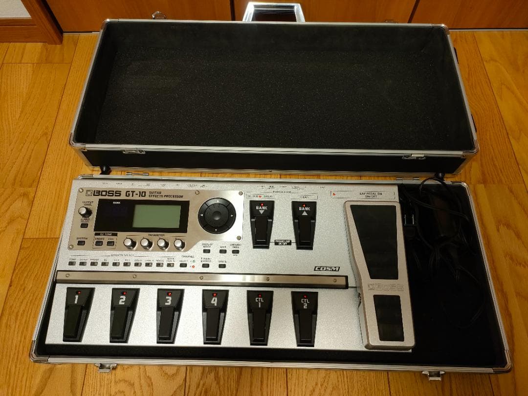 BOSS　マルチエフェクター　GT-10　エフェクターケース付き