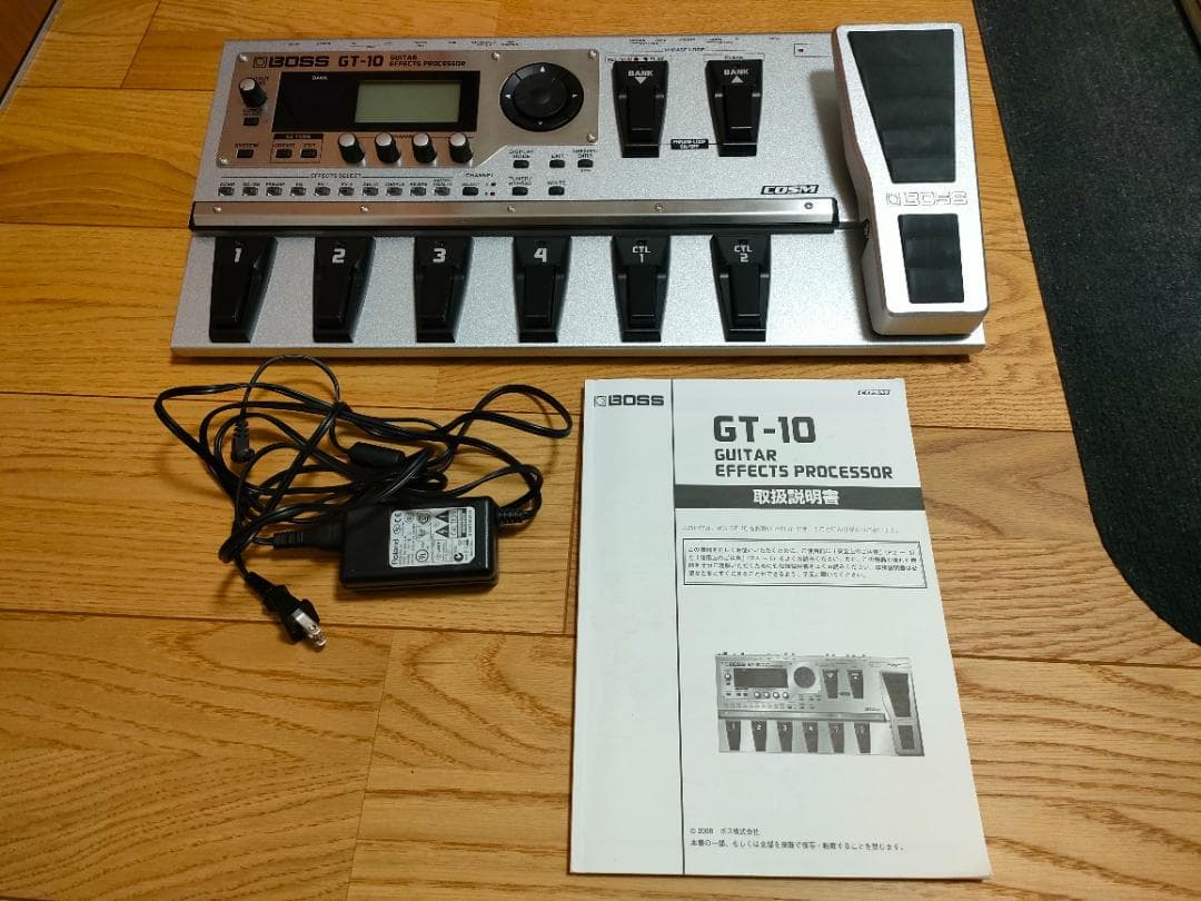 BOSS　マルチエフェクター　GT-10　エフェクターケース付き