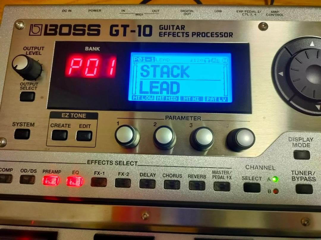 BOSS　マルチエフェクター　GT-10　エフェクターケース付き