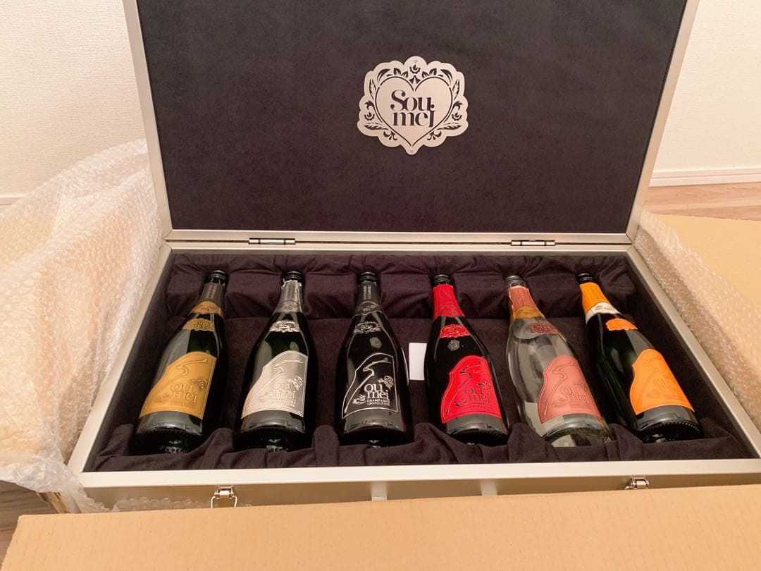 Soumeiシャンパン、6本セット、専用ケース入り、空ビン、シール付き