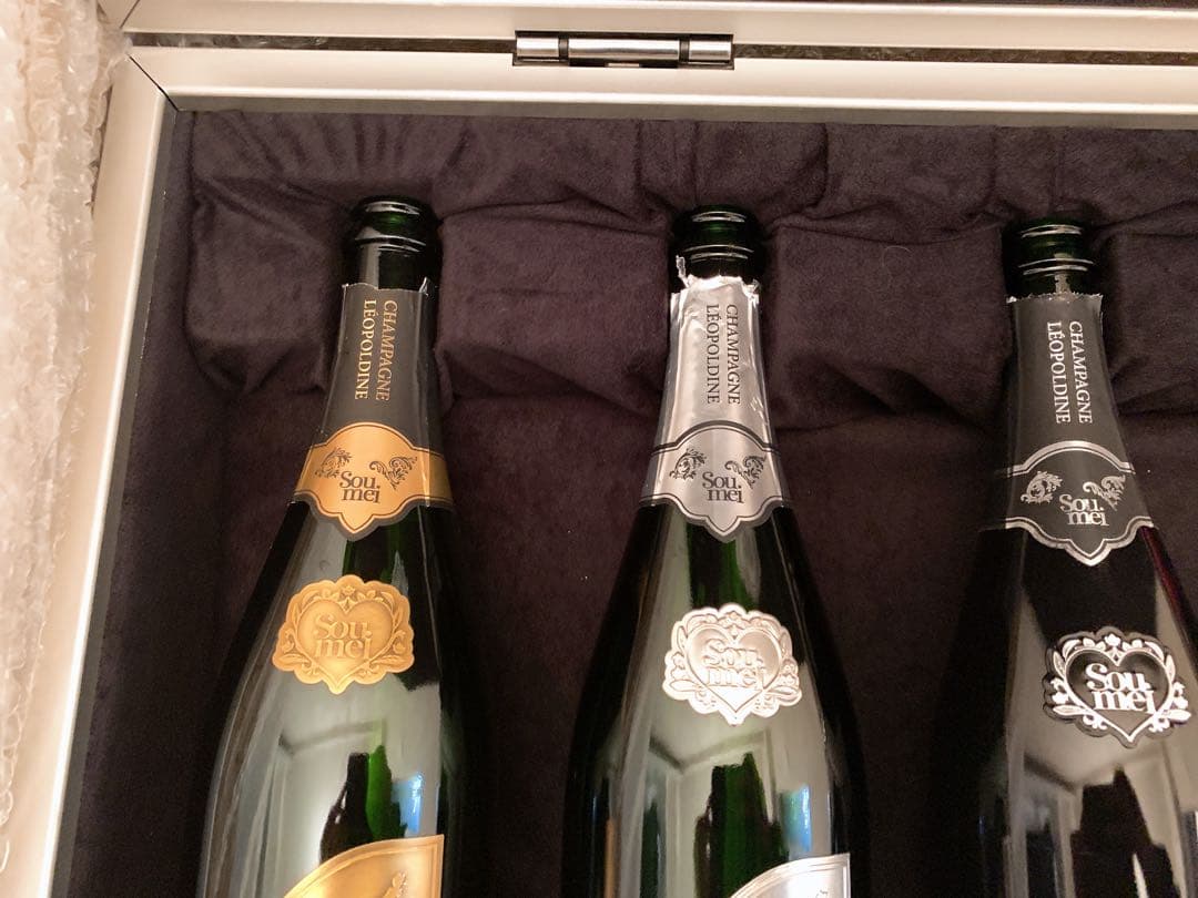 Soumeiシャンパン、6本セット、専用ケース入り、空ビン、シール付き