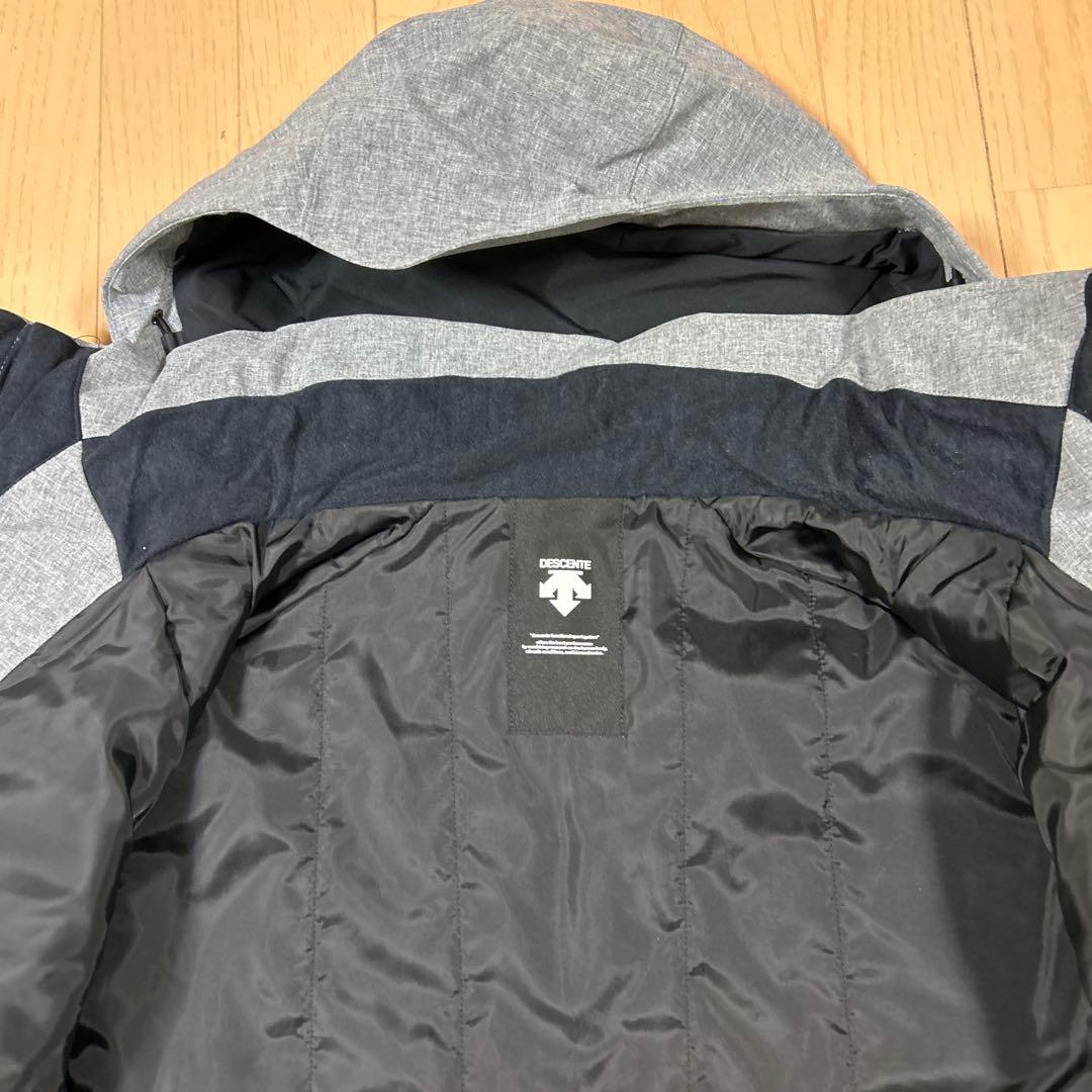 デサントDESCENTEメンズM上下　スキーウェア