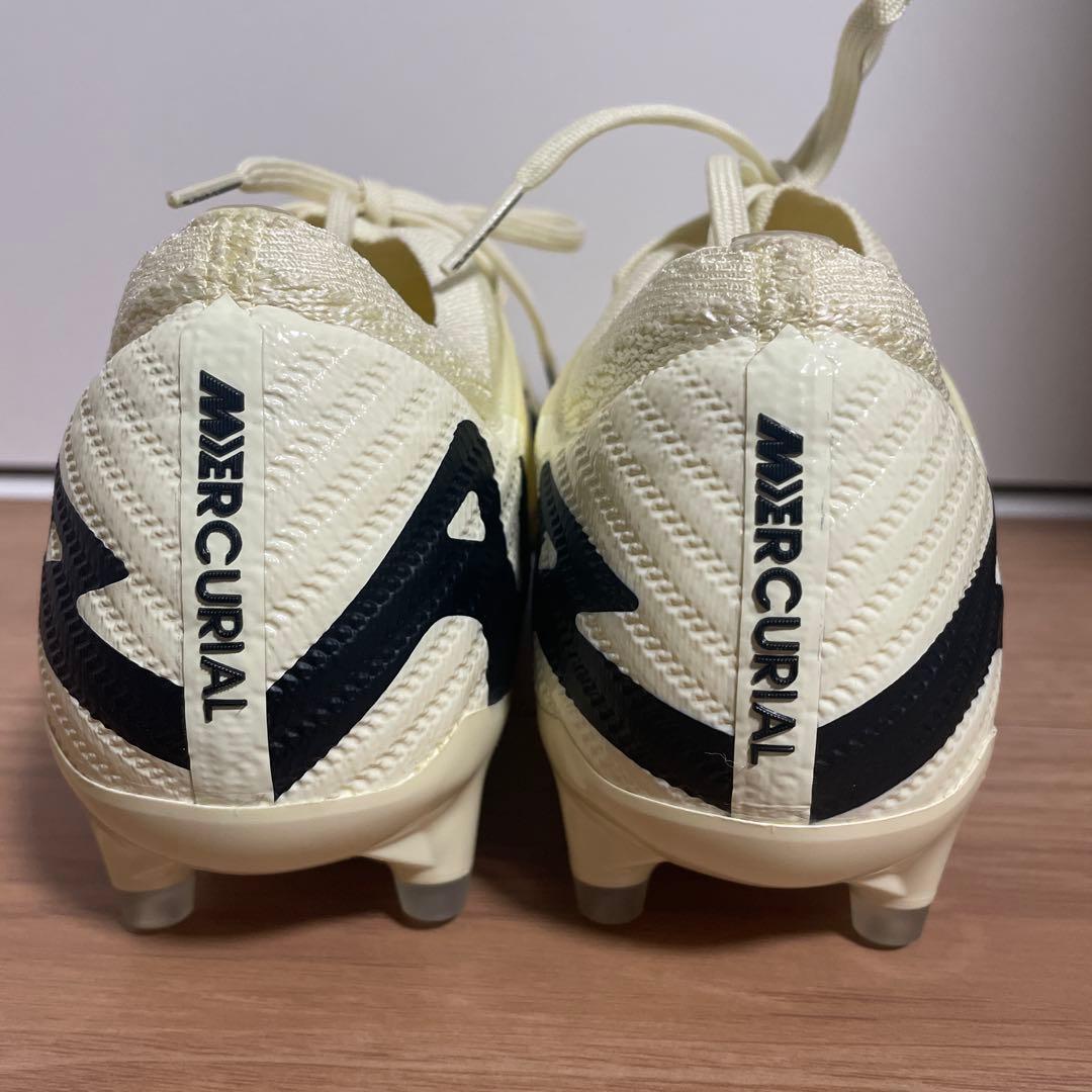 シューズ VAPOR 15 ELITE AG-PRO \"Mad Ready Pack\"