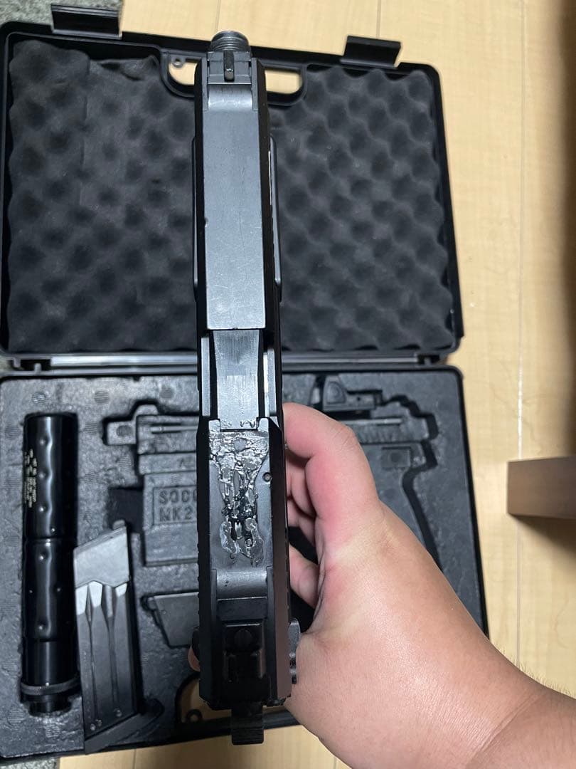 エアソフトガン ケース付き