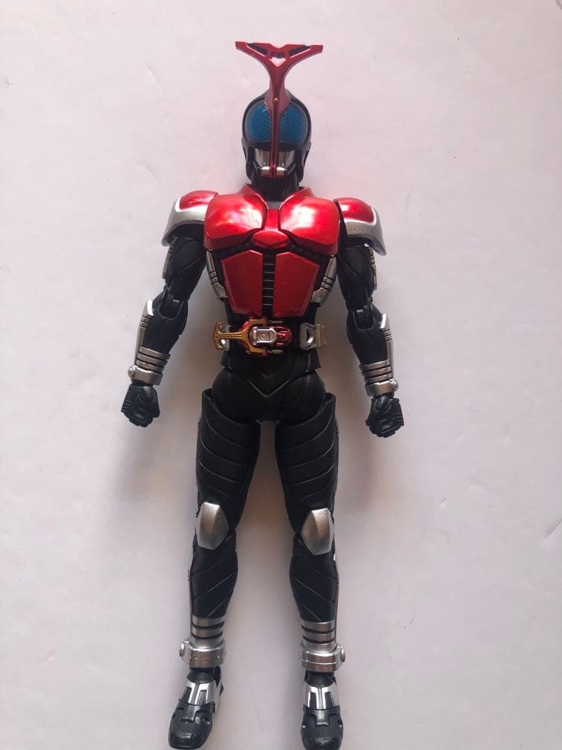 s.h.figuarts 真骨彫製法　仮面ライダーカブト　10th