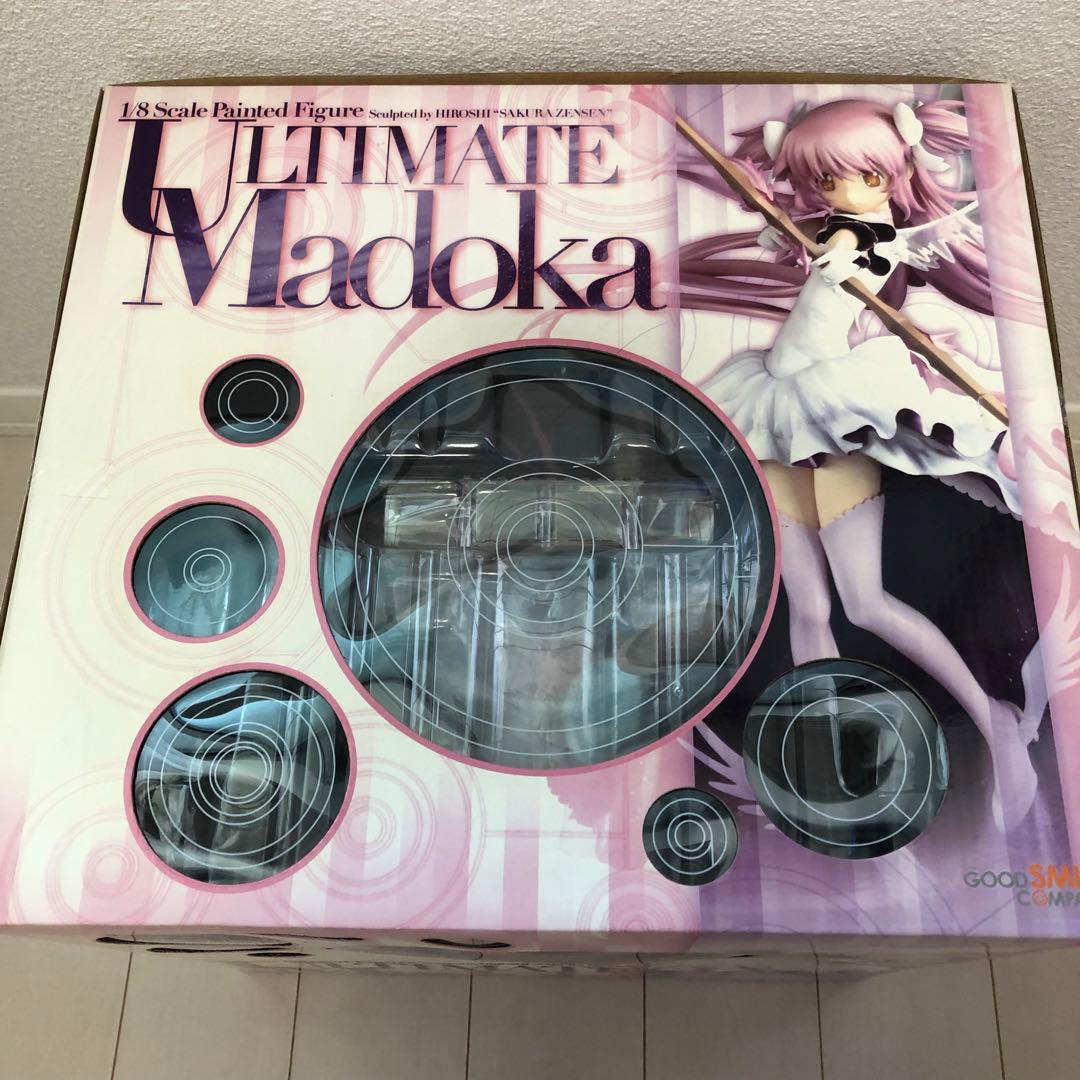 アルティメットまどか 1/8スケールフィギュア