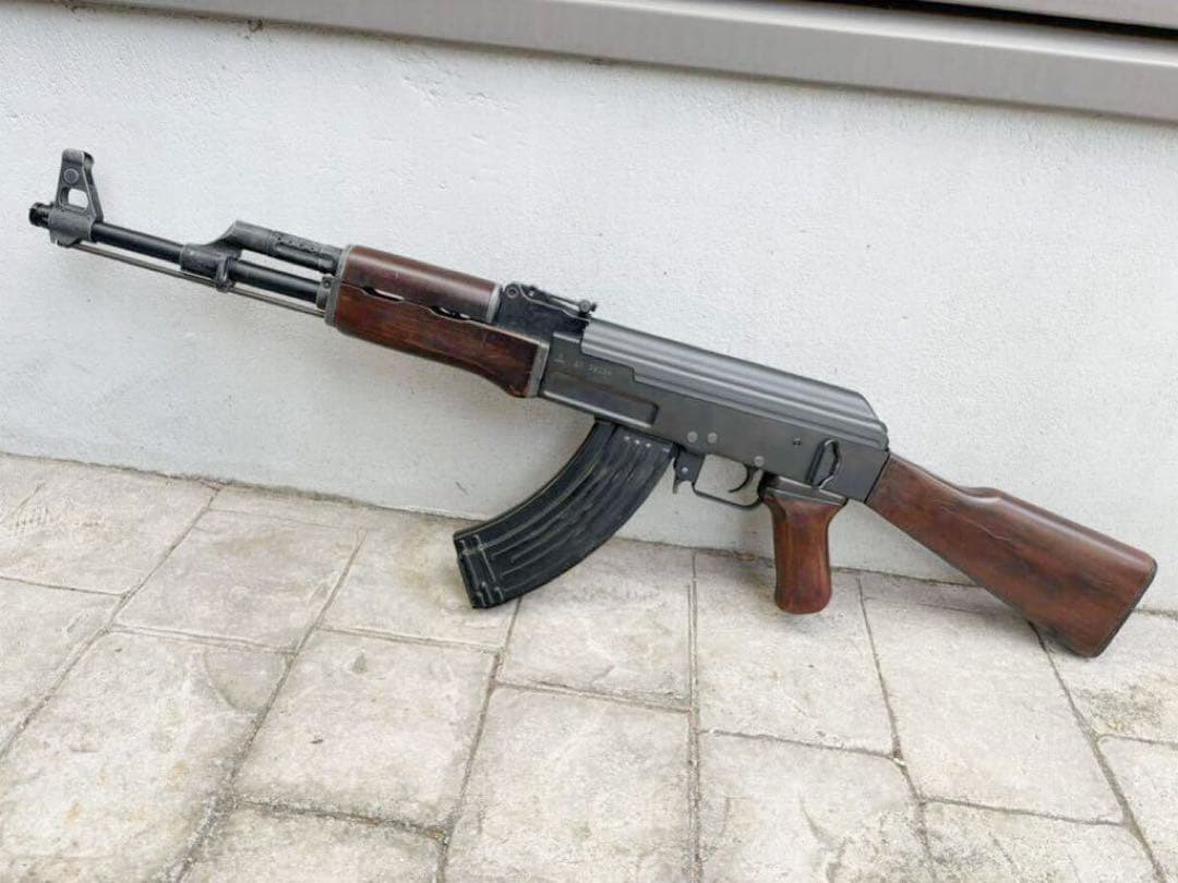 東京マルイ 次世代AK-47マガジン3本　ガンケース付き