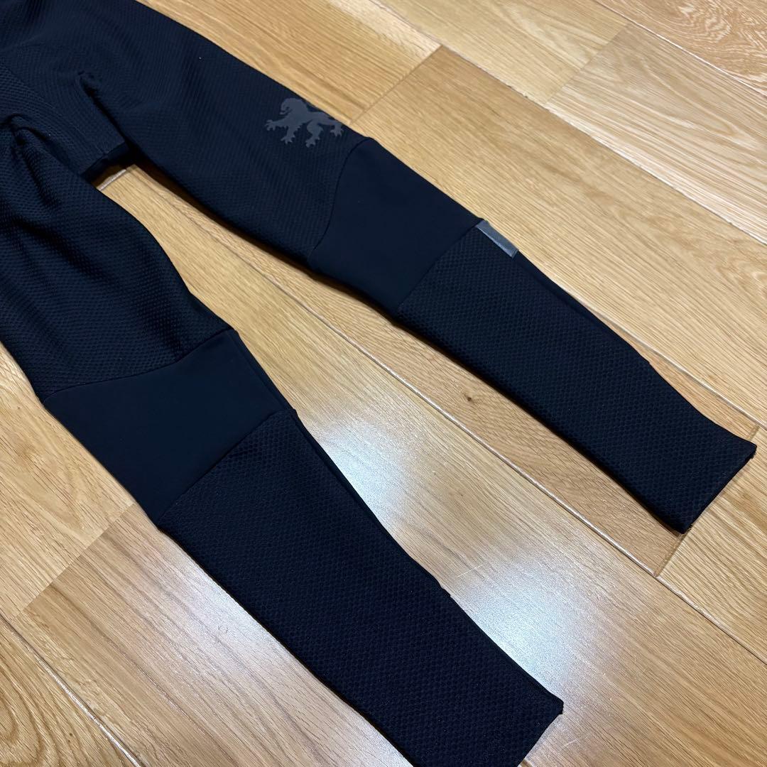 新品タグ付き　カペルミュール Ladiesプレミアムサーモタイツ　S ブラック