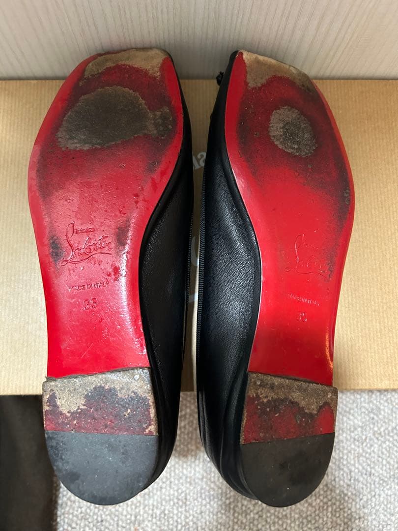 ルブタン　ブラックバレエシューズ リボン付き　35