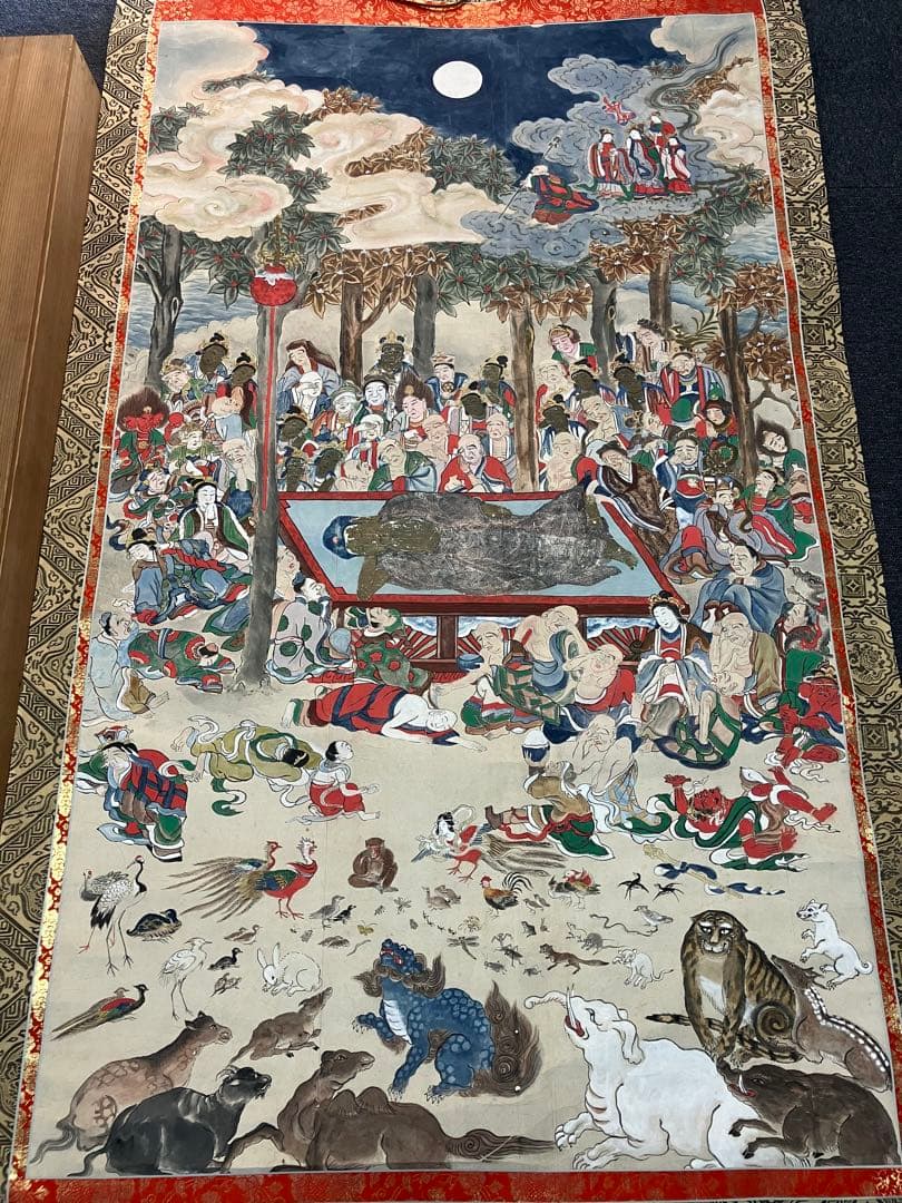 掛軸 釈迦涅槃図 大幅軸 紙本 彩色 仏画 仏教美術 年代物 時代物 合箱