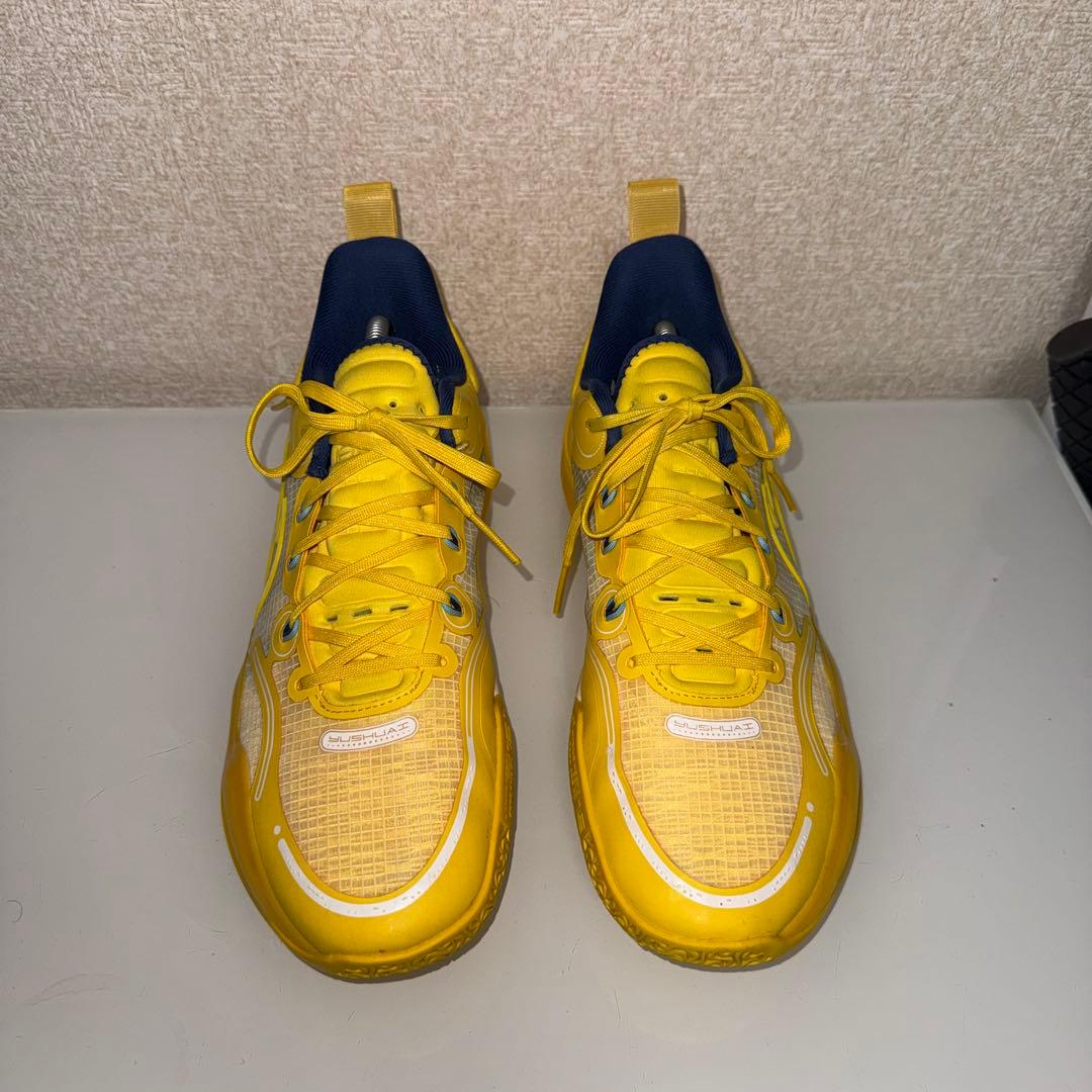 lining YUSHUAI XVI V2 リーニン　ユーシュアイ 16