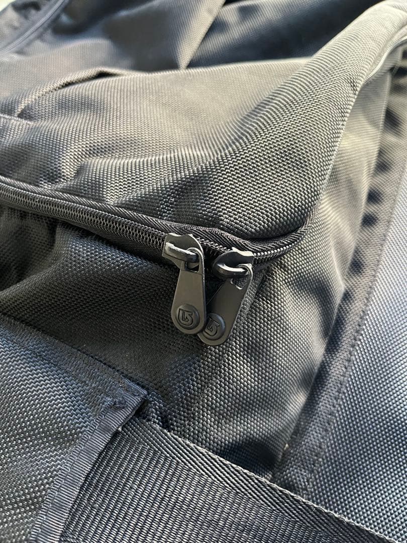 希少！BURTON スノーボードキャリー付きバッグ ブラック