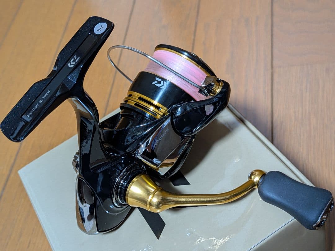 Daiwa 23 レガリス LT2000S-P PE0.3号付き 超美品