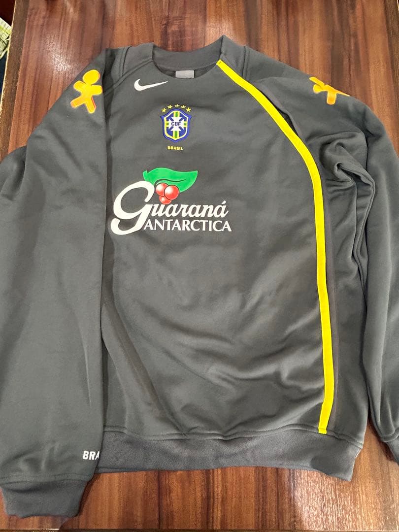 超貴重‼️ブラジル代表•選手実使用品•トレーニングウエア・濃いグレー
