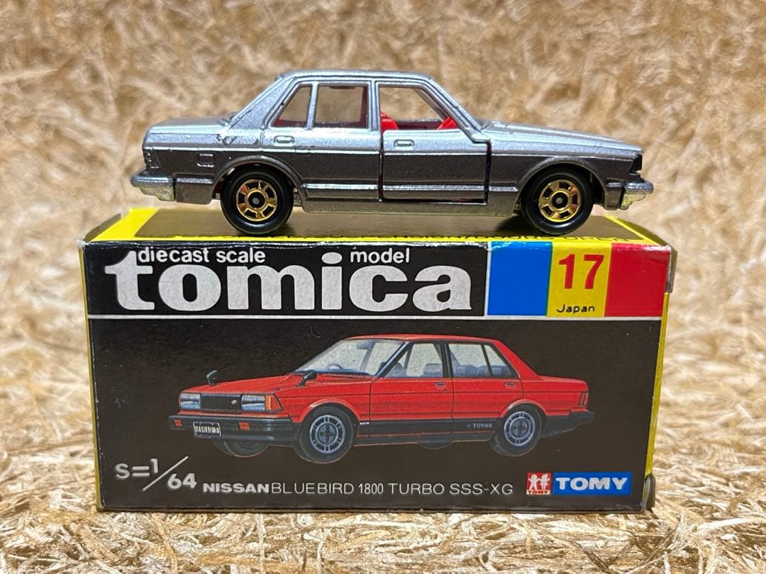 トミカ 日本製 黒箱 17ニッサン ブルーバード 1800ターボ スーパーギフト