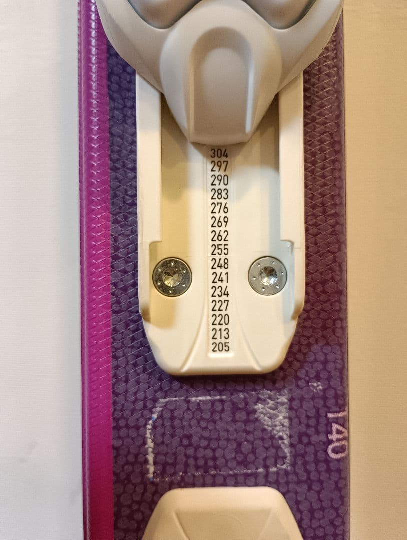 ロシニョール キッズ TEMPTATION PRO 140cm LOOK