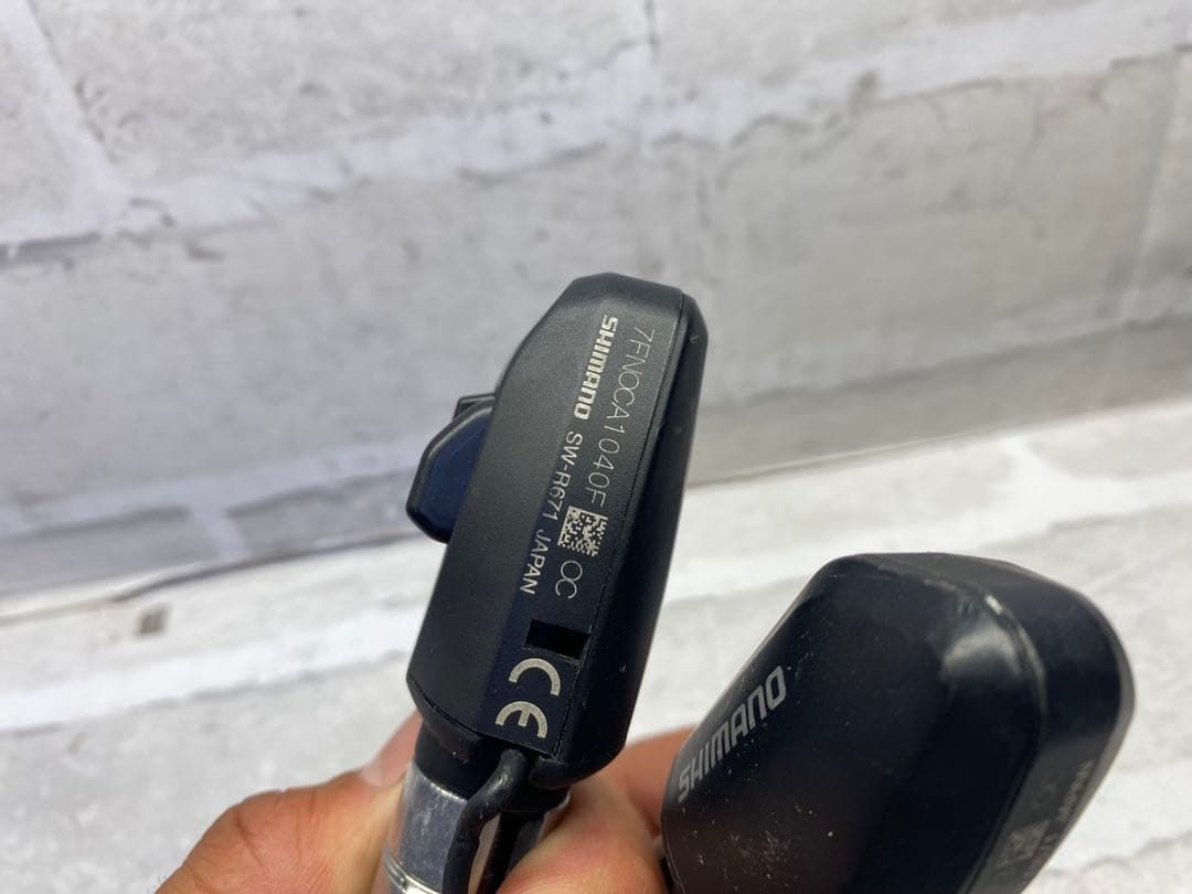 シマノ　SW-R671 TT Di2 バーコン