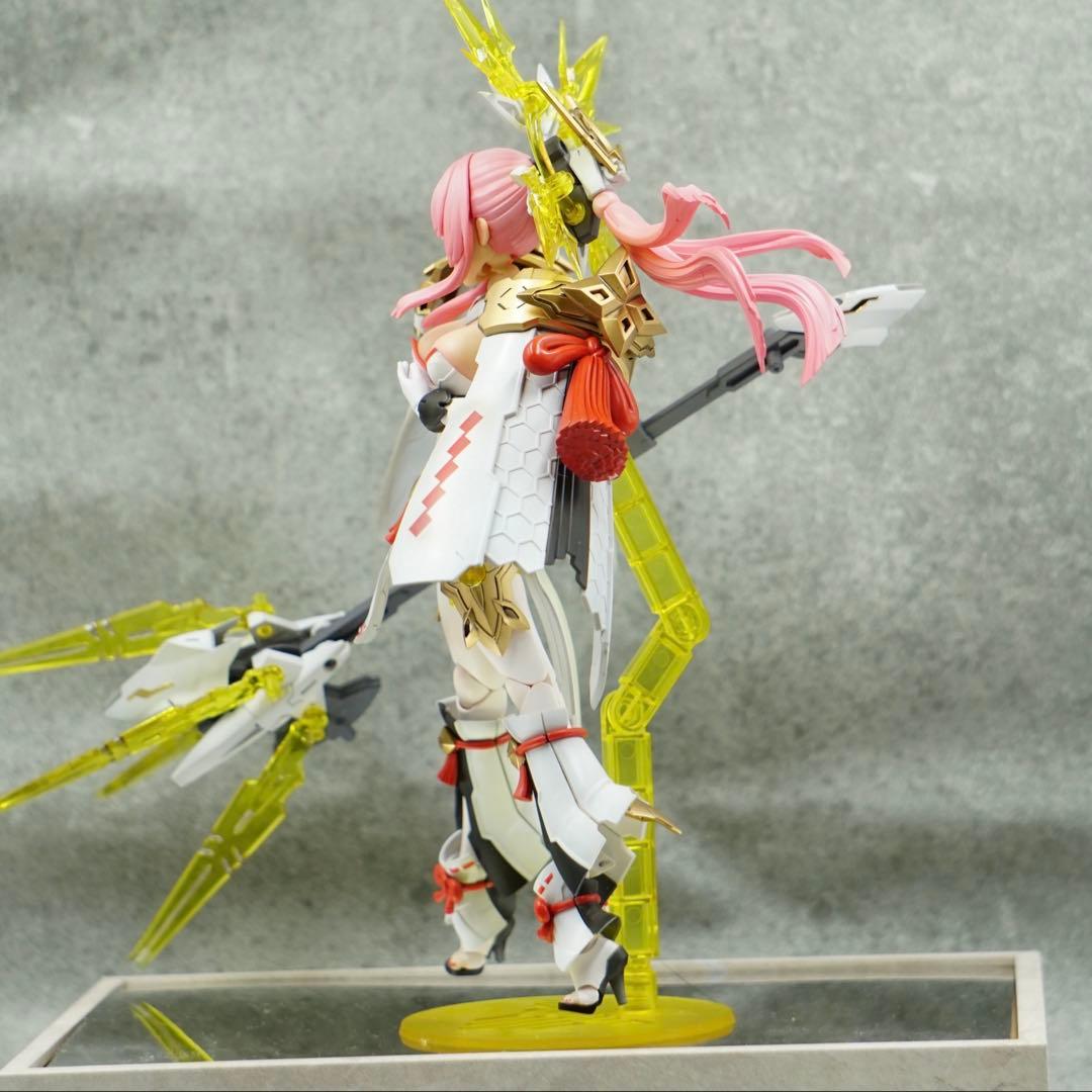 皇巫 アマテラス レガリア [美少女プラモデル/完成塗装品]