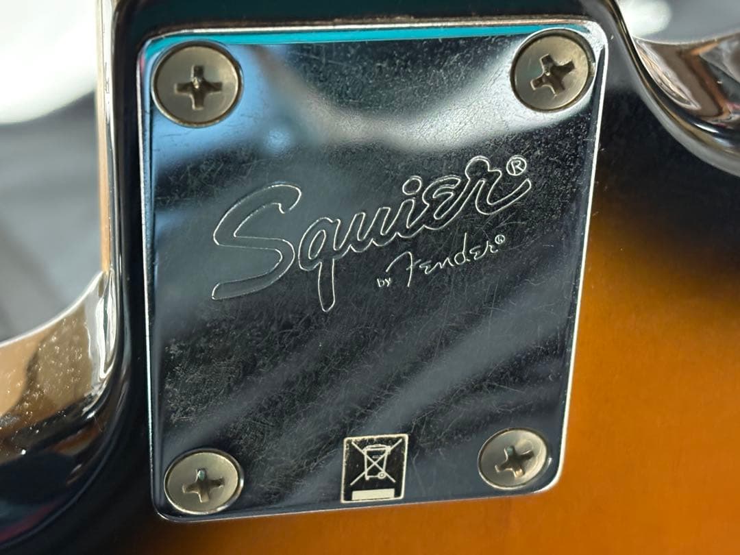 u*a様 Squier by Fender エレキギター　ソフトケース付1916
