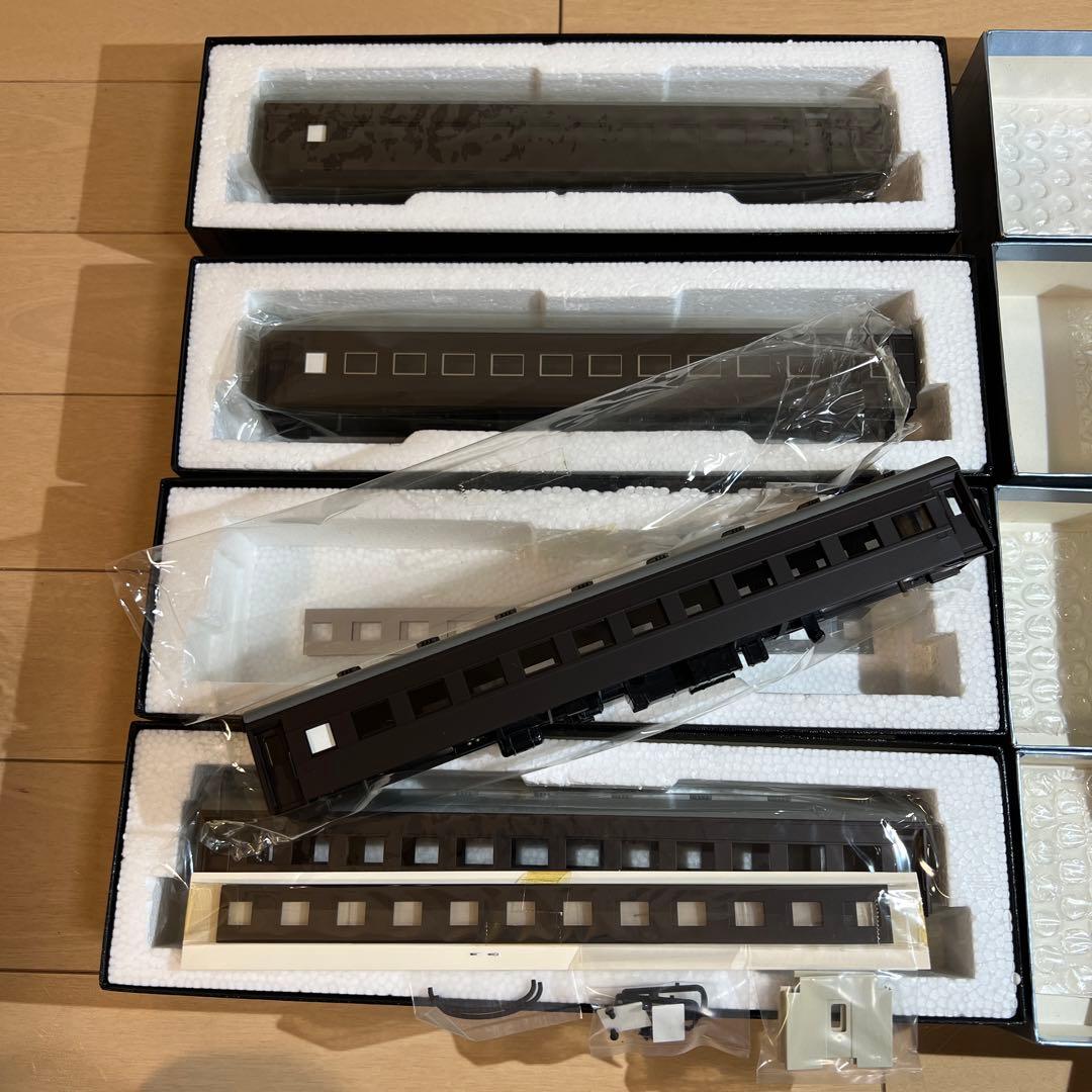 鉄道模型　ＨＯゲージ　ＫＴＭ　43系客車　塗装済キット