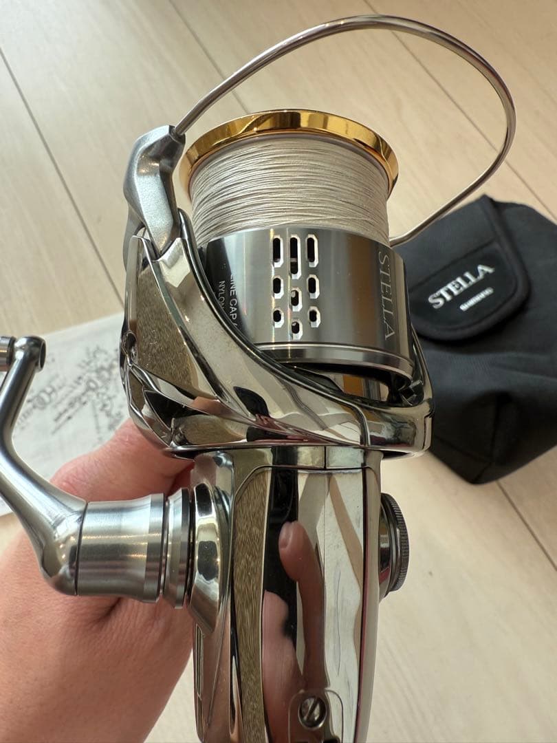 美品 STELLA 3000MHG リール 説明書付き