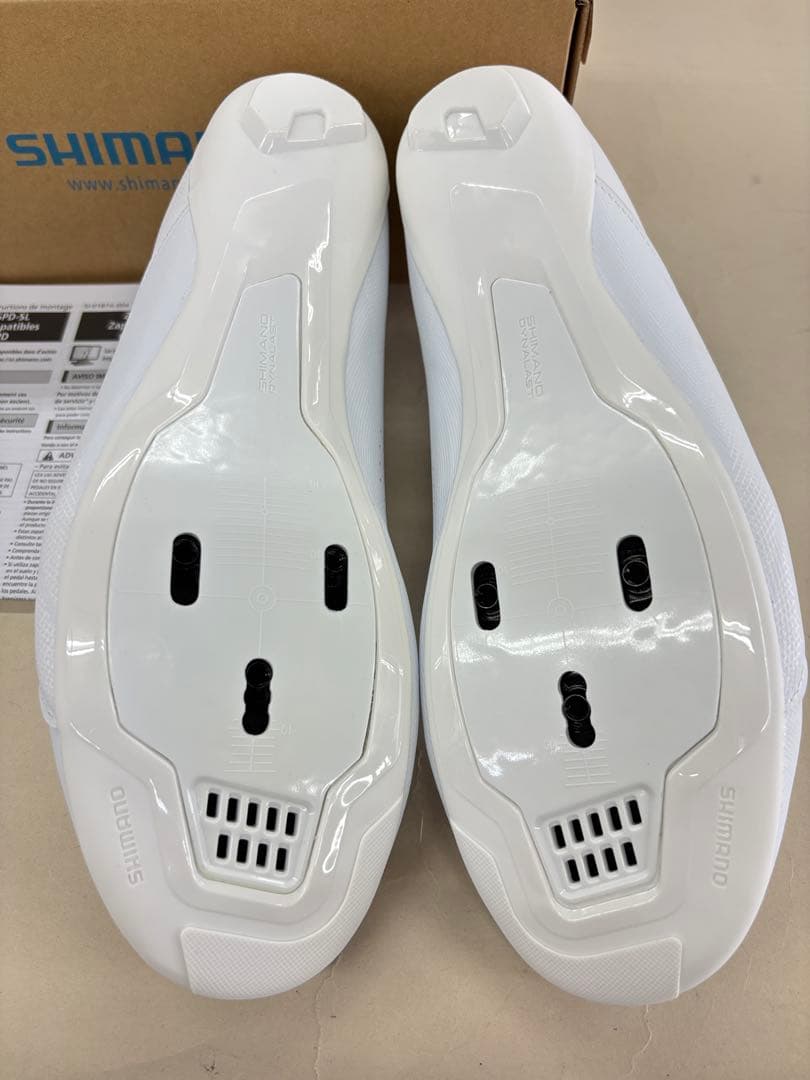 218【新品・未使用】シマノ　SH-RC300　ビンディングシューズ　EU41