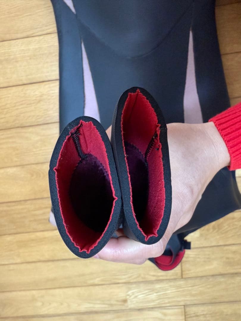 ARC セミドライ ウェットスーツ レディース　Mサイズ　5×3mm