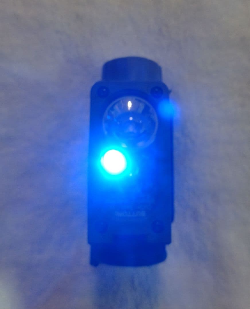 ミリタリーライト(ヘルメット用)