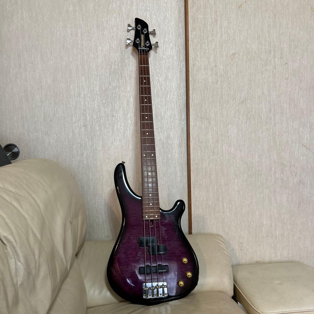 FERNANDES ベースギター