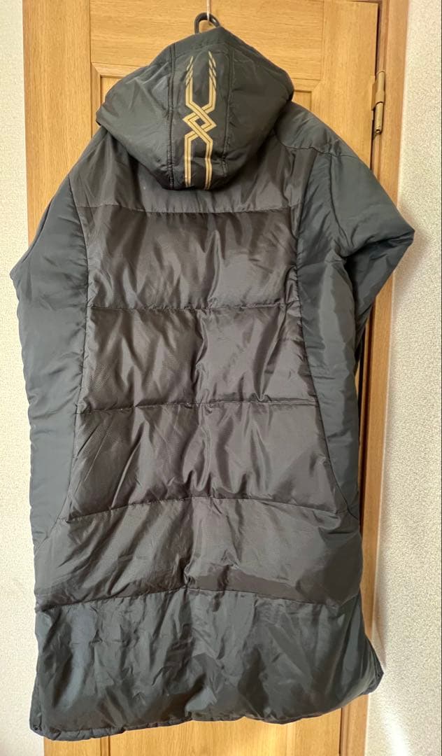 Mizuno ベンチコート ブラック ゴールド刺繍