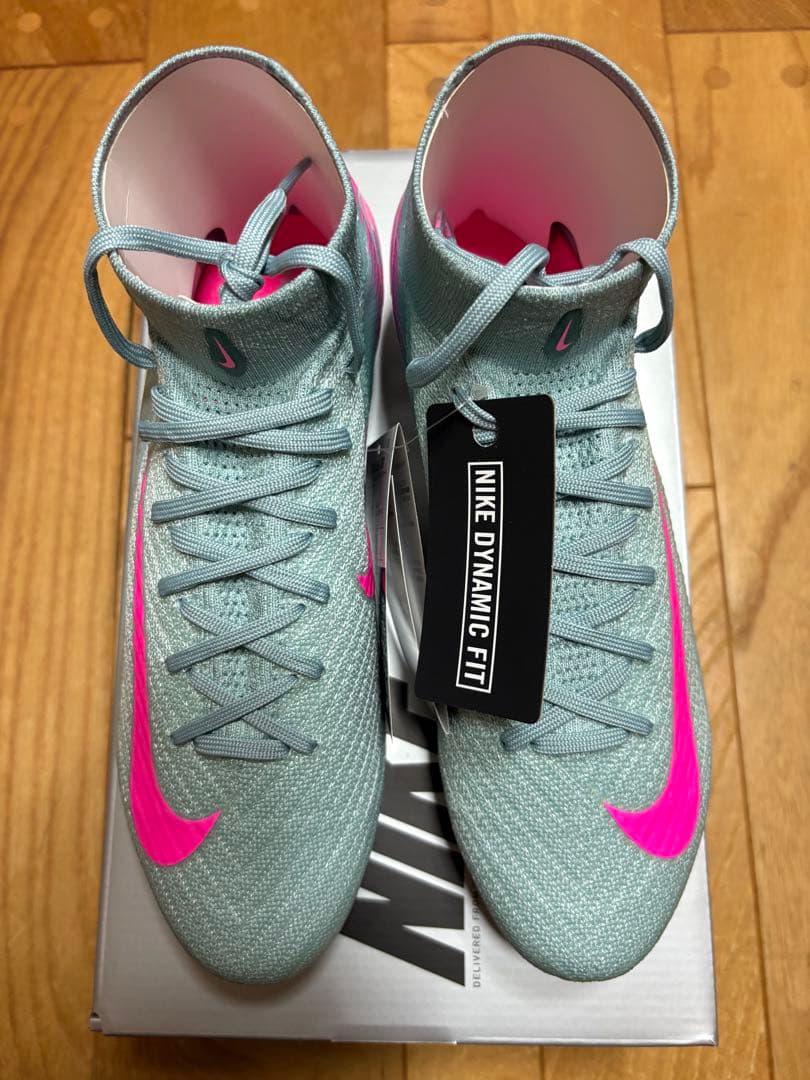 新品　超大特価　ナイキ スーパーフライ 10 エリート FG 25cm