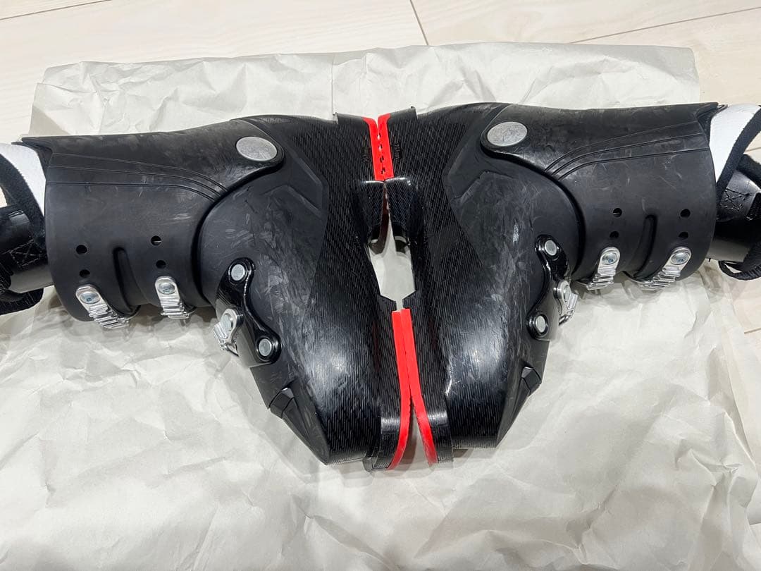 ATOMIC 子ども用スキーブーツ 22.0/22.5 cm ブラック/レッド