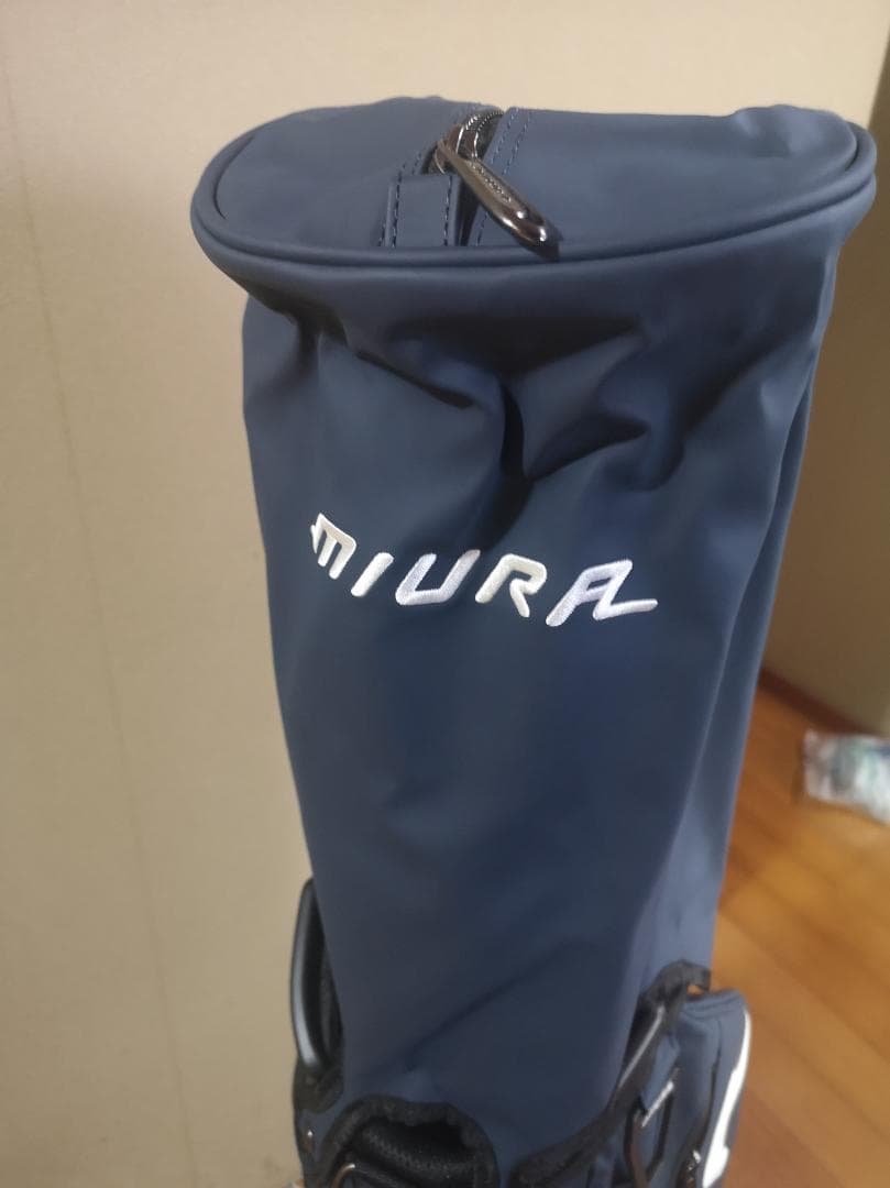 希少 新品 未使用 三浦技研 キャディバッグ スタンドバッグ 9型 紺