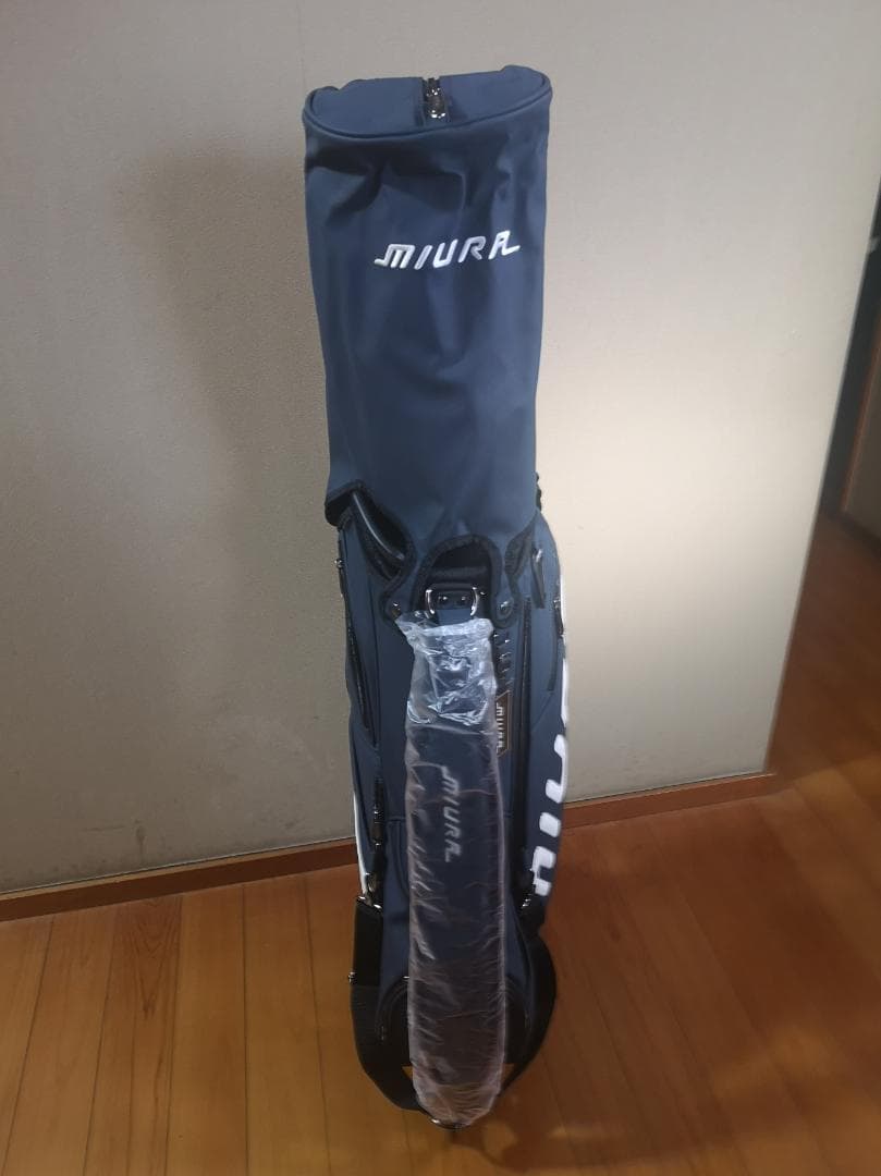 希少 新品 未使用 三浦技研 キャディバッグ スタンドバッグ 9型 紺