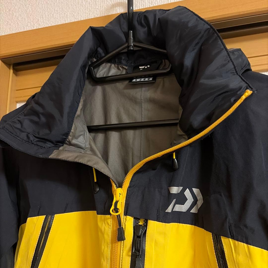 31日まで値下げ中！ダイワ　ゴアテックス(R) レインスーツ DR-1922