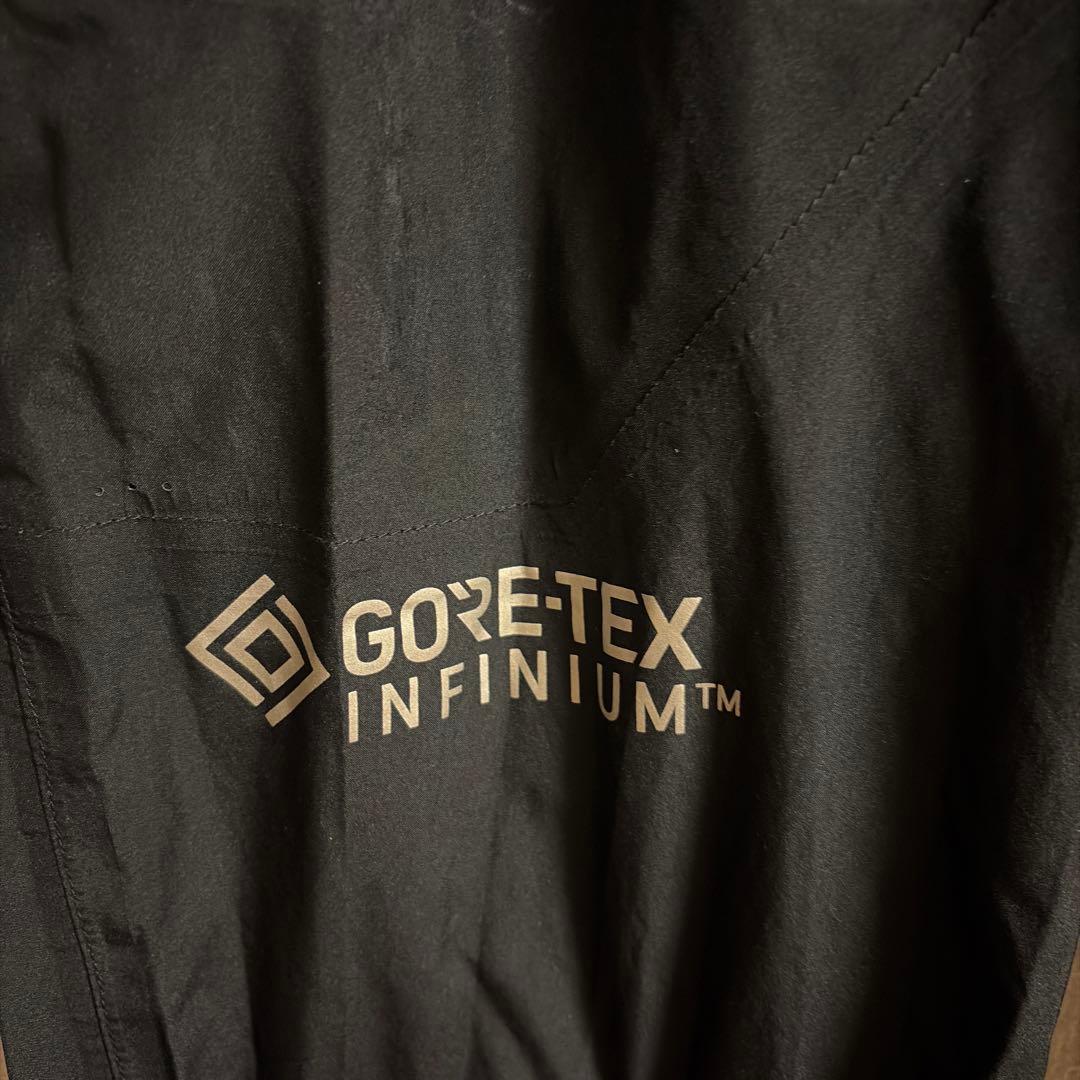 31日まで値下げ中！ダイワ　ゴアテックス(R) レインスーツ DR-1922