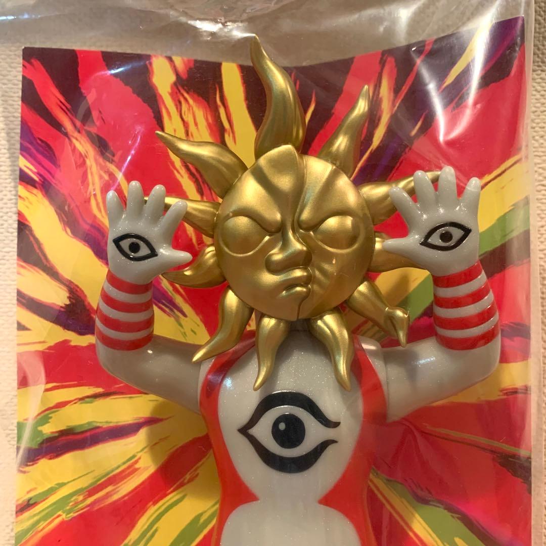 超復刻版タローマンソフビ人形　通常カラー　岡本太郎　鷲野デパート名品展　おまけ付