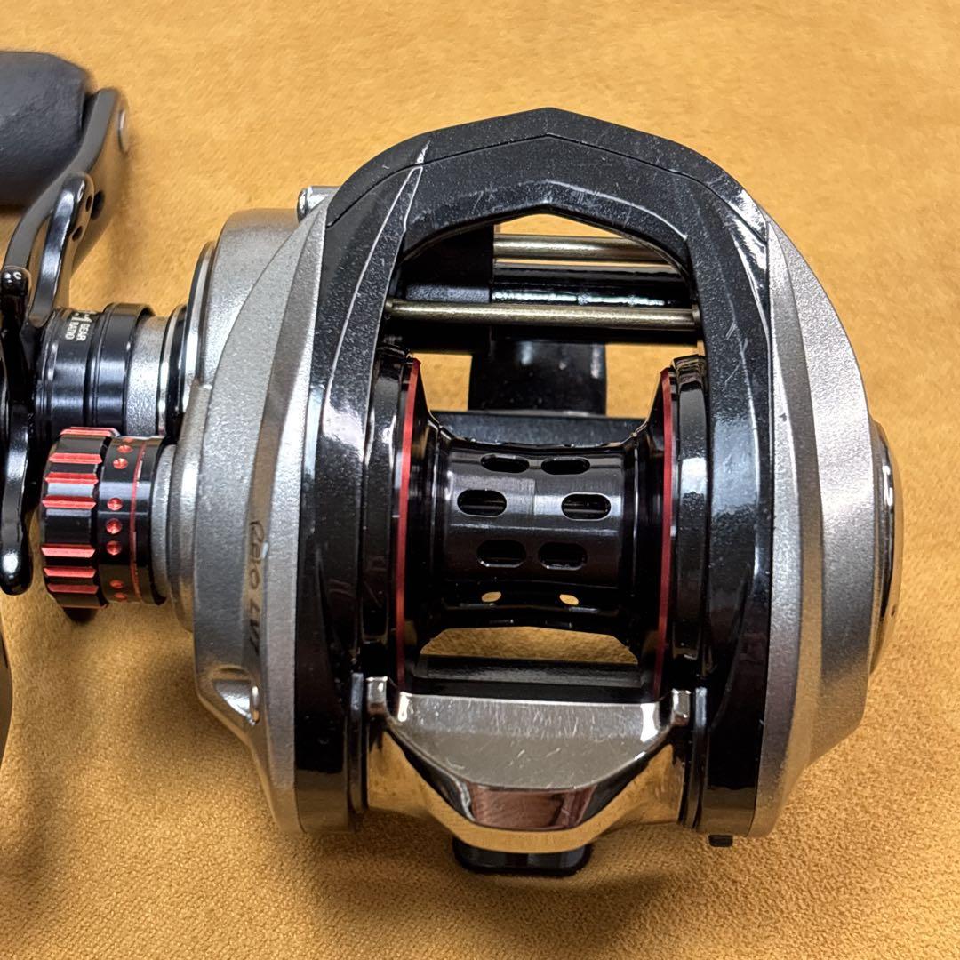 アブガルシア Revo LV7-L