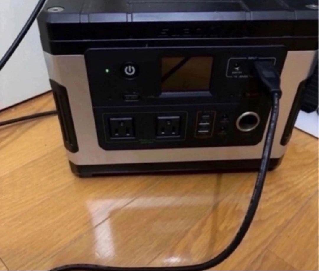 ポータブル電源 ACコンセント2口 USBポート