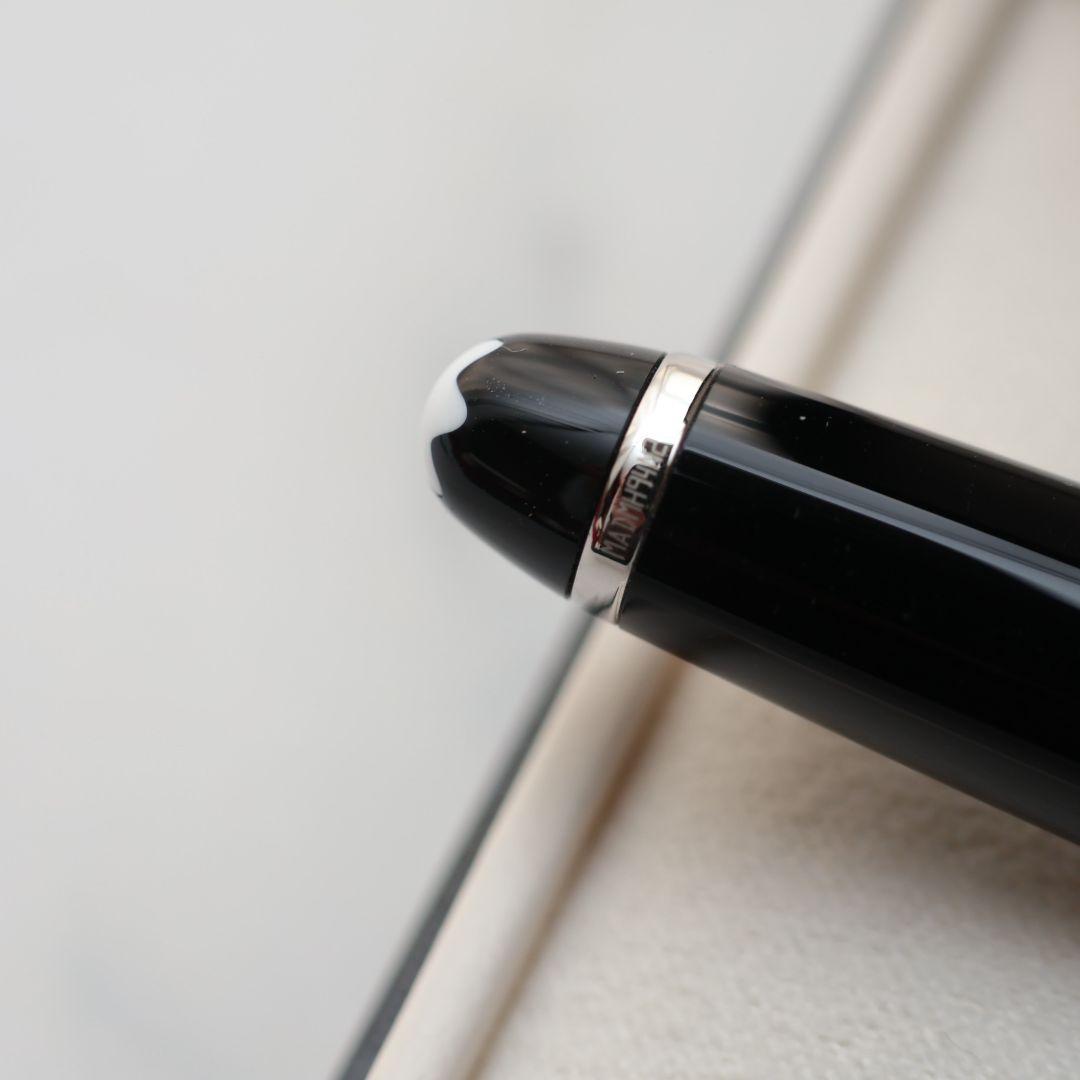 未使用 モンブラン MONT BLANC ボールペン 黒 専用ケース付き