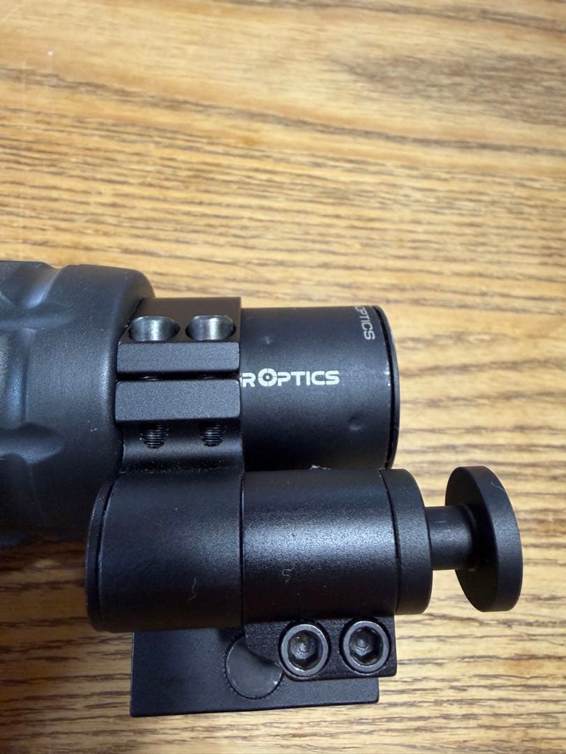 Vector Optics マーベリック3x26 マグニファイア