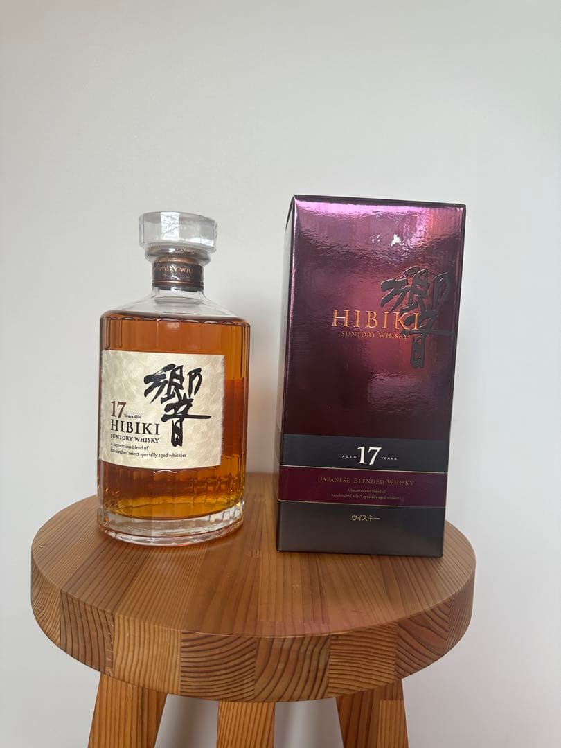 響 Hibiki 17年 700ml 箱入り未開栓