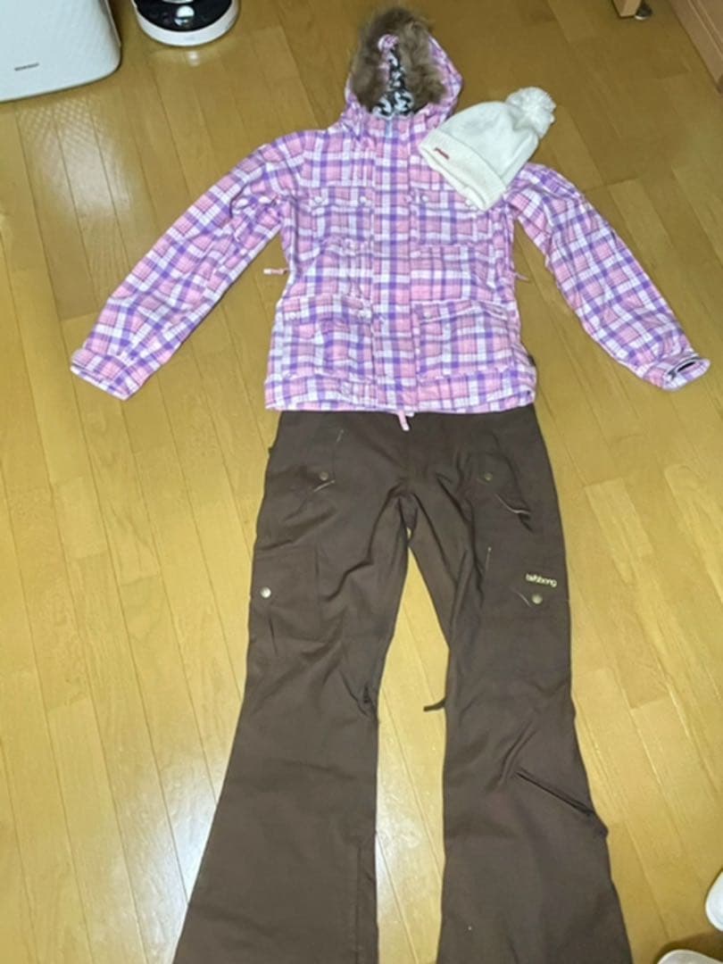 billabong スノーボードウェアセット　ニット帽付き